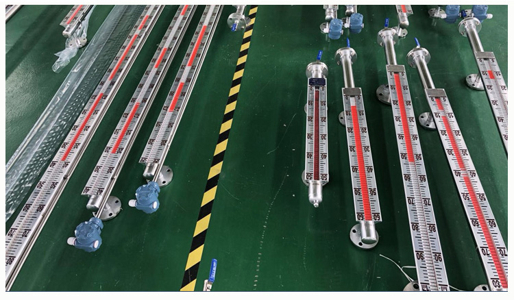 不銹鋼磁翻板液位計(jì)產(chǎn)品圖